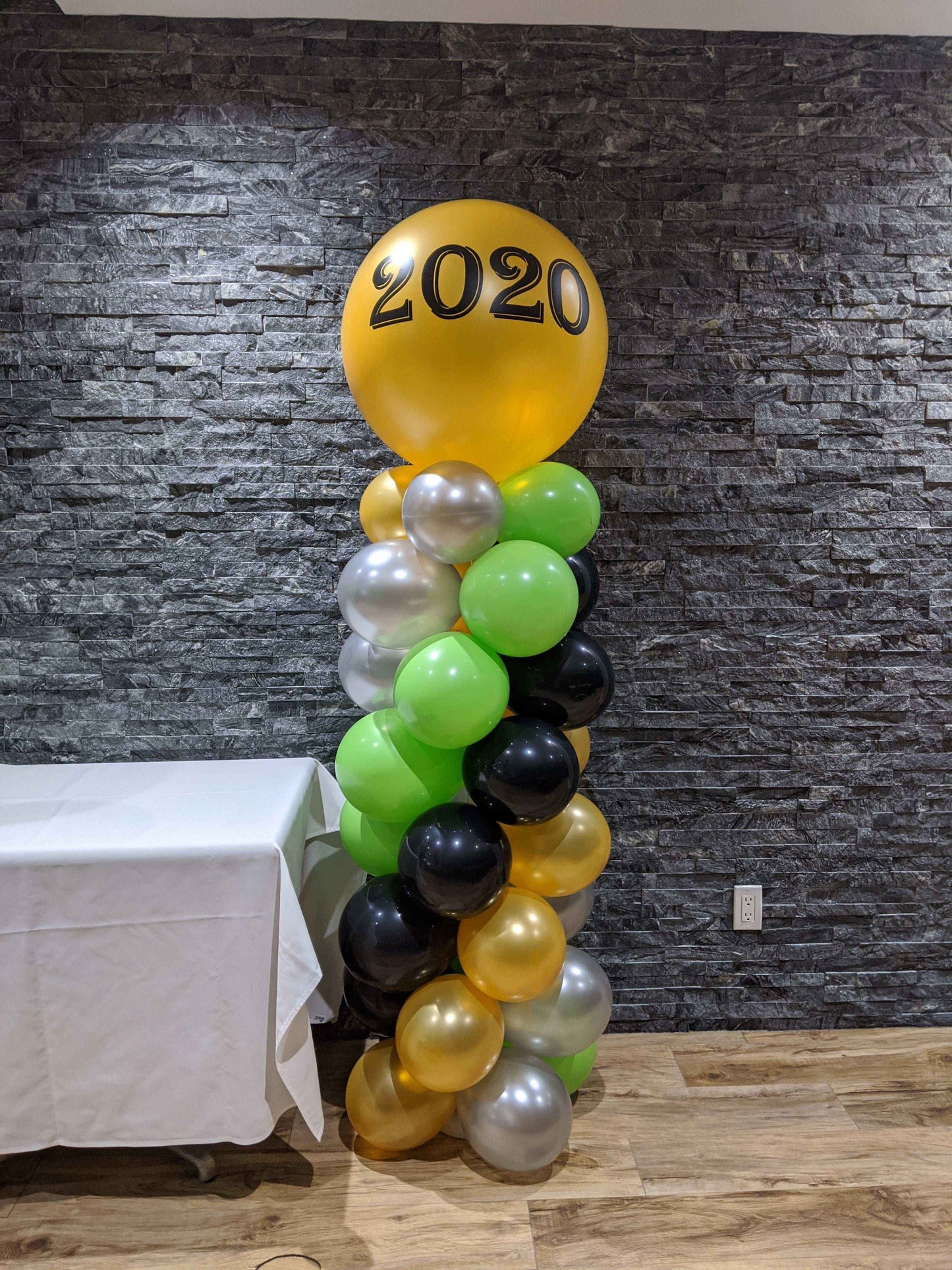 Column- Spiral Design/ Round Topper - Balloon Shop