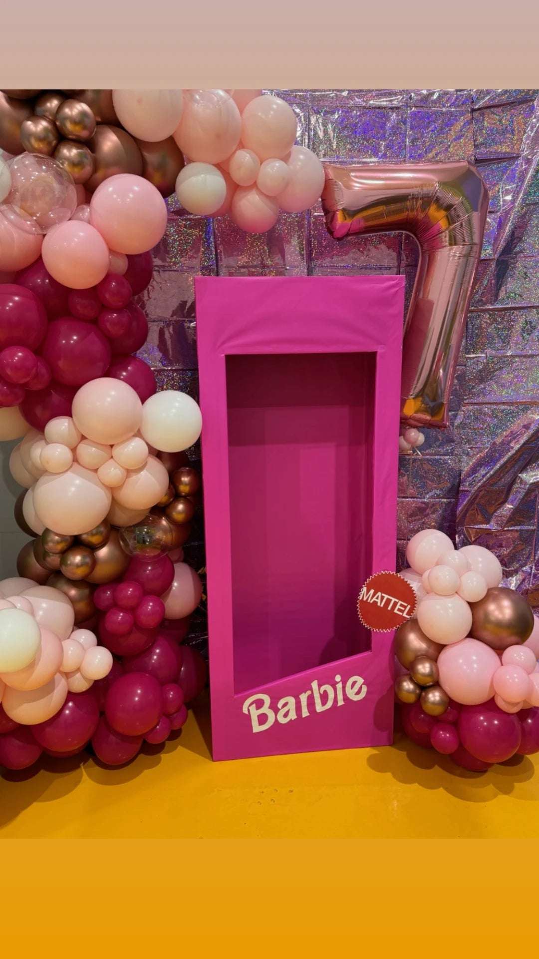 Free Standing Balloon Garland