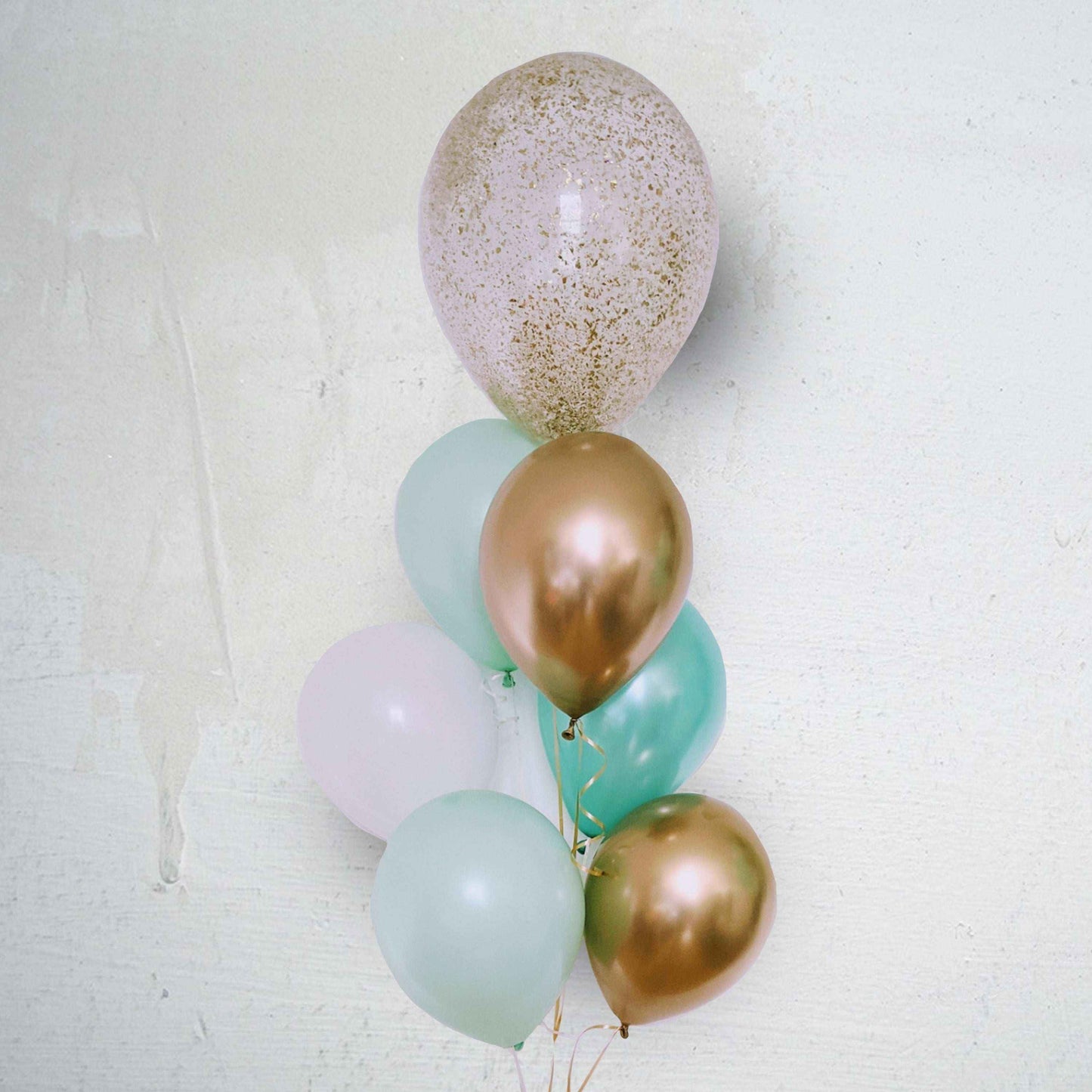 Mint Bouquet - Balloon Shop
